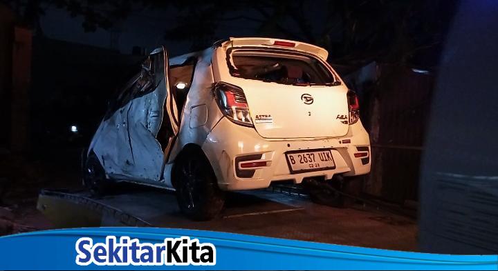 Kecelakan tunggal di Kampung Sukamaju RT 005 RW 006, Desa Padalarang, Kecamatan Padalarang, Kabupaten Bandung Barat, pada Sabtu (20/9/2025) malam sekitar pukul 19.10 WIB. Dua penumpang tewas (Foto: Abdul Kholilulloh)