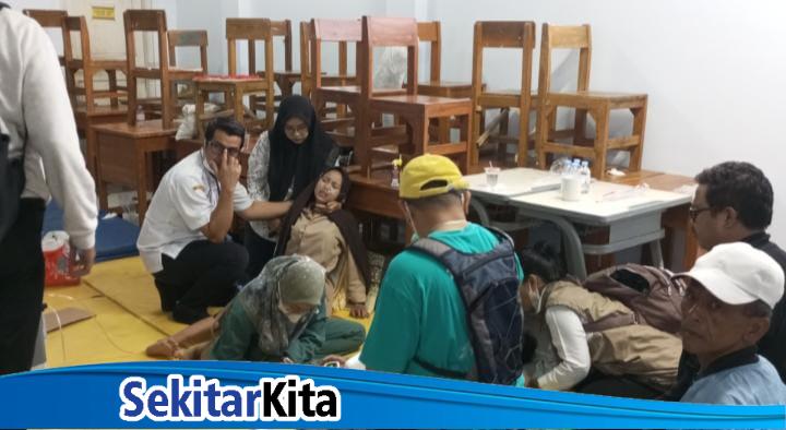 Puluhan siswa SMK 1 Cihampelas KBB keracunan makanan santap program MBG (foto: Abdul Kholilulloh)