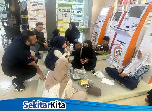 DPD NasDem KBB sambangi korban keracunan MBG di RSUD Cililin (foto: DPD NasDem KBB)