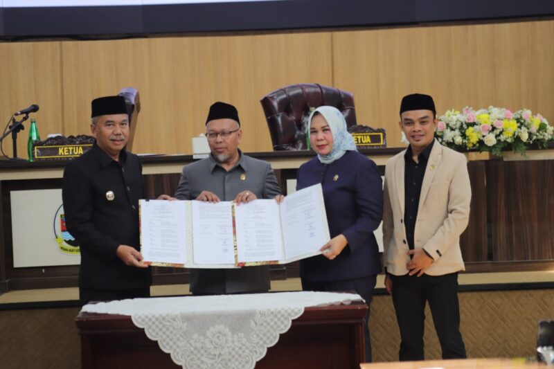 Pemkab dan DPRD KBB menyepakati Kebijakan Umum Anggaran (KUA) serta Prioritas dan Plafon Anggaran Sementara (PPAS) Tahun Anggaran 2026. (Foto: DPRD KBB)