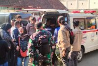 Sebanyak 57 siswa SMP Negeri 1 Cisarua KBB, mengalami gejala keracunan massal setelah menyantap menu MBG, pada Selasa (14/10/2025). Foto: Abdul Kholilulloh 