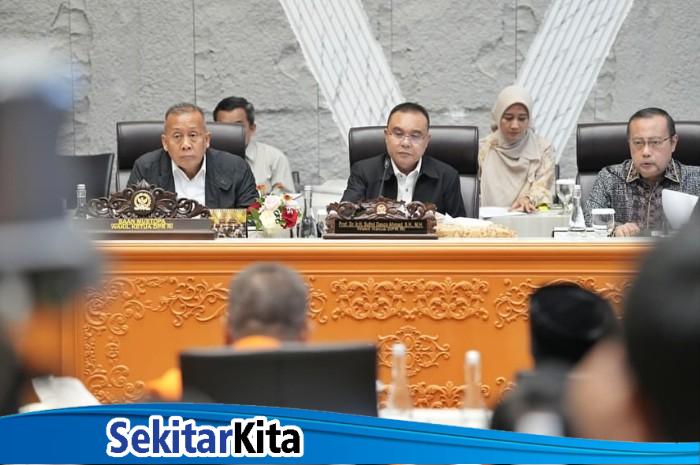 Dana reses anggota DPR RI yang disebut mengalami penyesuaian setelah adanya pemotongan tunjangan perumahan.