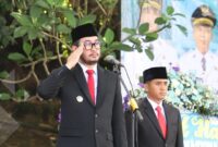 Bupati Bandung Barat Jeje Ritchie Ismail memimpin langsung upacara peringatan Hari Pahlawan Nasional tahun 2025 (foto: Prokompim KBB)