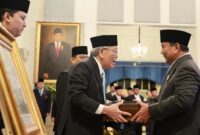 Presiden Republik Indonesia Prabowo Subianto menganugerahkan gelar Pahlawan Nasional kepada sepuluh tokoh bangsa dari berbagai daerah (foto: Instagram @prabowo)