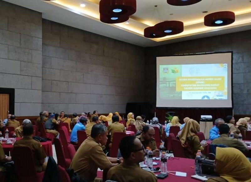 Dinas Pendidikan Kabupaten Bandung Barat (Disdik KBB) resmi menggelar sosialisasi Sistem Penerimaan Murid Baru (SPMB) untuk tahun ajaran 2025/2026 di Lembang, Senin (26/5/2025). Foto: istimewa 