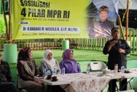 Anggota DPR RI Komisi IV fraksi Partai Golkar, Dr. H. Dadang M. Naser, S.H., S.I.P., M.I.Pol mengadakan sosialisasi empat pilar MPR RI (foto: Abdul Kholilulloh)