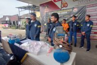 Kasatreskrim Polres Cimahi AKP Teguh Kumara saat konferensi pers di Mapolres Cimahi, Selasa 30 Desember 2025 (foto: Abdul Kholilulloh)