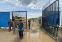 Pasca viral di medsos, Satpol-PP Jabar dan Satpol PP KBB segel diduga aktivitas tambang ilegal di Padalarang Bandung Barat (foto: istimewa)