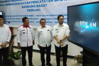 Bupati Bandung Barat, Jeje Ritchie Ismail resmikan SIDILAN (foto: Abdul Kholilulloh)