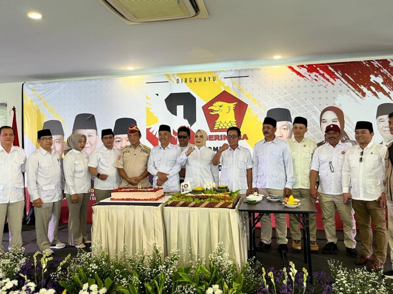Dewan Pimpinan Cabang (DPC) Partai Gerindra Kabupaten Bandung Barat (KBB) menegaskan komitmen politiknya untuk terus berpihak kepada kepentingan rakyat dalam peringatan Hari Ulang Tahun (HUT) ke-18 Partai Gerindra