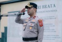 Wakapolres Cimahi Kompol Zulkarnaen, S.H., S.I.K., M.I.K menjadi Inspektur Upacara Peringatan Hari Kesadaran Nasional Tahun 2026 di Lapangan SIM Sat Lantas Polres Cimahi. Rabu (18/02/2026). Foto: Istimewa