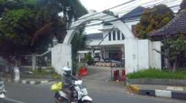 Gedung lama DPRD Kabupaten Bandung Barat berlokasi di Desa Kertamulya, Kecamatan Padalarang kini resmi beralih ke Badan Keuangan dan Aset Daerah (BKAD). Foto: Abdul Kholilulloh