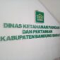 Dinas Ketahanan Pangan dan Pertanian (DKPP) resmi membuka gerai Kios Pangan murah di lantai utama gedung C kompleks perkantoran pemkab Bandung Barat (foto: Abdul Kholilulloh) 