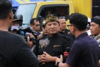 Anggota Komisi IV DPR RI, Dadang M Naser melakukan penanaman pohon (Anggota Komisi IV DPR RI, Dadang M Naser (foto: istimewa)