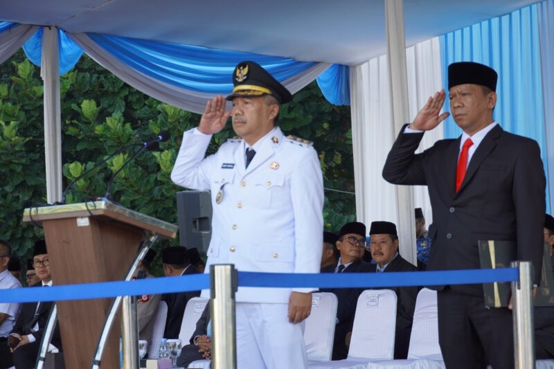 Wakil Bupati Bandung Barat Asep Ismail pimpin upacara Hari Otda ke 30 tahun 2026 (foto: Sukma)