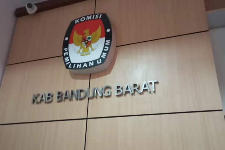 Kantor Komisi Pemilihan Umum (KPU) Kabupaten Bandung Barat (foto: dok. Sekitarkita.id/ Abdul Kholilulloh )