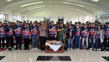 Forkopimda KBB peringati hari buruh bersama koalisi enam serikat buruh Bandung Barat (foto: Abdul Kholilulloh)