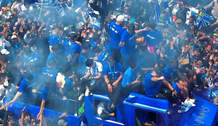Pawai Juara PERSIB 2026 Disambut Lautan Bobotoh, Tradisi Sejak 1937 Terus Berlanjut