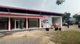 Pemerintah Kabupaten Bandung Barat resmi meluncurkan 25 Gerai Koperasi Desa/Kelurahan Merah Putih (KDKMP), simbolis di Desa Cilame, Kecamatan Ngamprah KBB (foto: Abdul Kholilulloh)