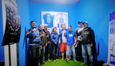 Jelang pengukuhan jajaran pengurus BOMBER KBB swafoto bersama pengurus BOMBER pusat usai rapat konsolidasi (foto: Abdul Kholilulloh)