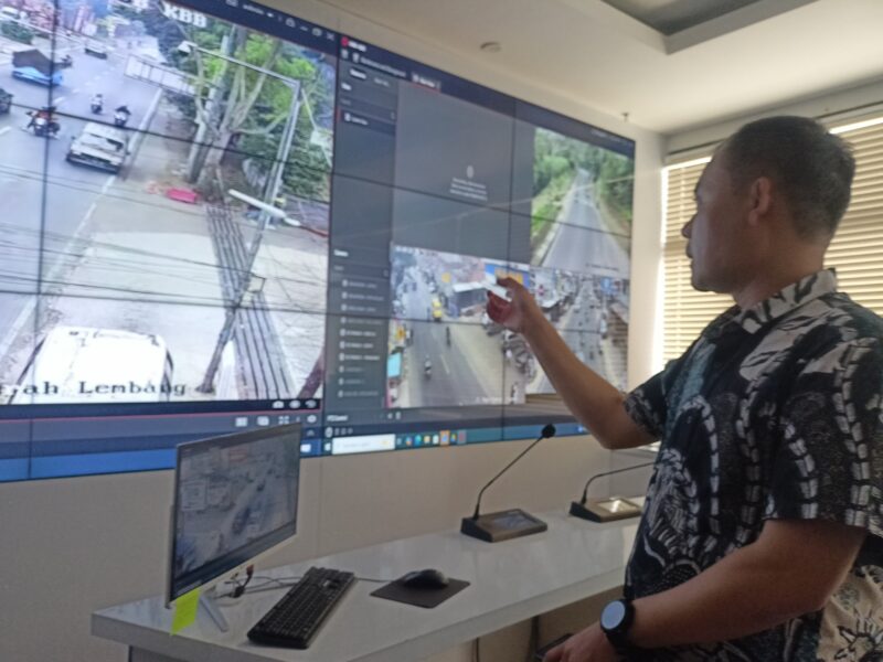 Ruangan operator CCTV ATCS milik Dishub Bandung Barat (foto: Abdul Kholilulloh)