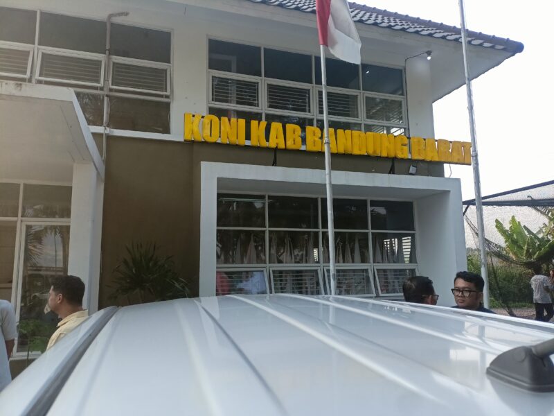 Kantor Sekretariat KONI KBB, Kota Baru Parahyangan, Kecamatan Padalarang KBB (foto: Abdul Kholilulloh)
