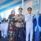 Momen swafoto Bupati Bandung Barat, Jeje Ritchie Ismail didampingi istri Syahnaz Sadiqah dan Kapolres Cimahi, AKBP Niko N. Adi Putra, bersama istri (foto: Abdul Kholilulloh)