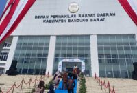 Megahnya perayaan HUT KBB ke-19 di gedung putih DPRD KBB (foto: Abdul Kholilulloh)