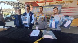Kapolres Cimahi AKBP Niko N Adi Putra saat gelar perkara di Mapolres Cimahi, Rabu 22 Juli 2026 (foto: Abdul Kholilulloh)