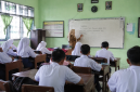 Ilustrasi kegiatan belajar mengajar siswa (foto: desain Abdul Kholilulloh)