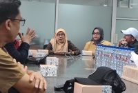 Komisi IV DPRD Kabupaten Bandung Barat (KBB) melakukan inspeksi mendadak (sidak) ke pabrik kapur PT Kurnia Artha Pratiwi di Jalan Raya Pamucatan KM 22, Padalarang, Desa Ciburuy, Kecaman Padalarang.