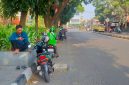 Sejumlah pengemudi ojek online (ojol) mendukung kebijakan penertiban parkir liar, namun meminta Pemkot Cimahi siapkan ruang tunggu (foto: Abdul Kholilulloh)