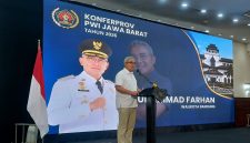 Walikota Bandung, Muhammad Farhan saat menghadiri Konferensi Provinsi Persatuan Wartawan Indonesia (PWI) Jawa Barat 2026 di Hotel Horison Bandung, Rabu (12/8/2026). Foto: Abdul Kholilulloh 