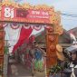 Sambut HUT RI ke 81 warga Kampung Rancabali, Gang Karangsari, RW 04, Desa Padalarang, Kecamatan Padalarang, Kabupaten Bandung Barat (KBB) hiasi mural dan Bender merah putih (foto: Abdul Kholilulloh)