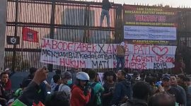 Sejumlah kelompok masyarakat mulai mempersiapkan aksi demonstrasi yang dijadwalkan berlangsung di kawasan Gedung DPR/MPR RI, Jakarta, pada Kamis (27/8/2026). foto: istimewa 