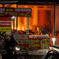Ledakan hebat disertai kebakaran terjadi di sebuah tempat usaha fried chicken (ayam goreng tepung) di Kampung Sudimampir RT 02/RW 01, Desa Padalarang, Kecamatan Padalarang KBB, Sabtu 22 Agustus 2026 (foto: Abdul Kholilulloh)