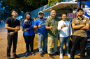 Ketua Umum BOMBER, Dian Purnama (Apin Marmot) bersama Ketua BOMBER KBB, Duseng dan jajaran pengurus BOMBER Bandung Barat (foto: dok. BOMBER KBB/Abdul Kholilulloh)