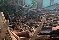 Sekolah Ambruk, Siswa MI Terpaksa Belajar Daring, Kemenag KBB: Relokasi Diupayakan Sekolah Ambruk, Siswa MI Terpaksa Belajar Daring, Kemenag KBB: Relokasi Diupayakan