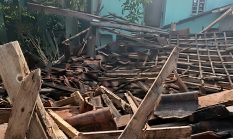 Sekolah Ambruk, Siswa MI Terpaksa Belajar Daring, Kemenag KBB: Relokasi Diupayakan