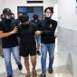 Jajaran Satnarkoba polres Cimahi di pimpin 
Kasat Resnarkoba Polres Cimahi Iptu Reyhan Kusuma meringkus dua pelaku bandar narkoba jenis tembakau sintetis di Batujajar Bandung Barat (foto: Satnarkoba Polres Cimahi)