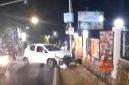 Sebuah mobil mengalami kecelakaan tunggal di kompleks Pemerintah Kabupaten (Pemkab) Bandung Barat, Jawa Barat, Minggu (13/9/2026) malam. Foto: istimewa 