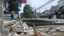 Ironi Penataan di Padalarang: Bangli Dibongkar, Minimarket Justru Menjamur