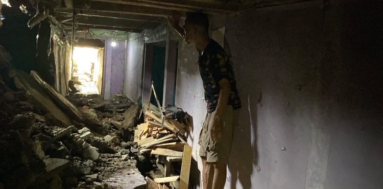 Banjir Bandang Terjang Jambudipa Bandung Barat, Rumah Warga Rusak dan Tiga KK Mengungsi