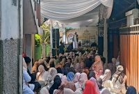 Peringatan Maulid Nabi Muhammad SAW 1448 H dihadiri penceramah kondang Kh Ahmad Salimul Apip dikediaman Ketua DPC Partai Gerindra KBB, Hj. Pipih Supriati (foto: Abdul Kholilulloh)