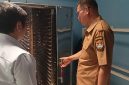 Ketua Satgas MBG Bandung Barat, Fauzan Azima melakukan sidak ke SPPG Padalarang Cipeundeuy (foto: Abdul Kholilulloh)