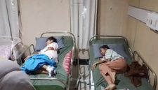 Belasan siswa SDN 2 Cipeundeuy, Kecamatan Padalarang, Kabupaten Bandung Barat (KBB), dilarikan ke  rumah sakit (foto: RS IMC Abdul Kholilulloh) 