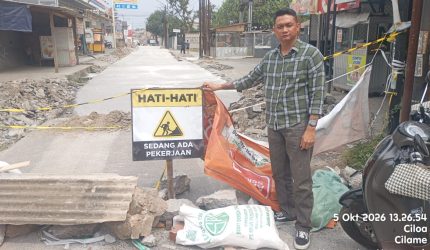 CV Deannova dan PUTR KBB Disorot, Proyek Jalan H Gofur-Cibatu Dinilai Asal-asalan 
