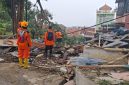 520 Rumah Rusak Diterjang Puting Beliung di KBB, Gedung KDMP Turut Terdampak