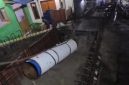 Video Detik-detik Tanggul Sungai Cikalintu Bandung Jebol, Puluhan Rumah Terdampak